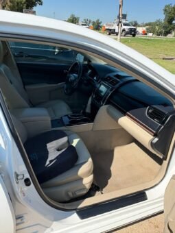 
										Toyota Camry XLE full									