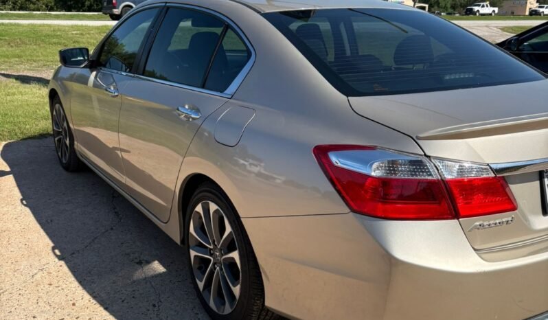 
								Honda Accord LX Sport 4D full									