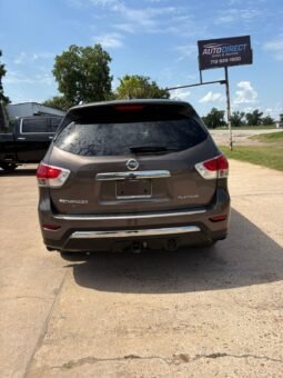 
										Nissan Pathfinder Platinum full									