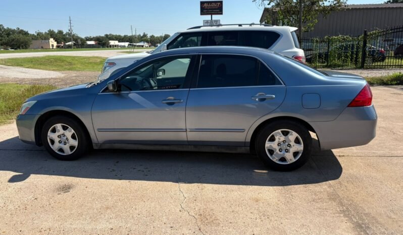 
								Honda Accord LX Sedan 4D 2007 full									