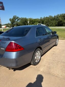 
										Honda Accord LX Sedan 4D 2007 full									