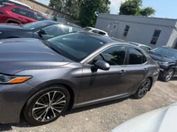 
										Toyota Camry SE full									