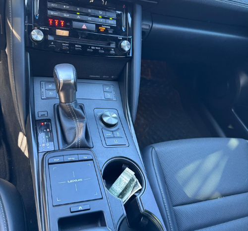 
								2022 Lexus IS 350 F SPORT full									