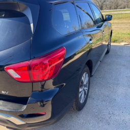 
										2020 Nissan Pathfinder full									