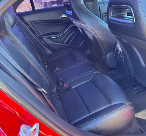 
								2018 Mercedes-Benz CLA 250 full									