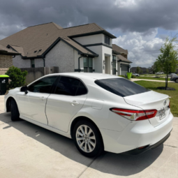 
										2018 Toyota Camry LE full									