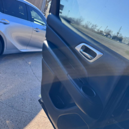 
										2020 Nissan Pathfinder full									