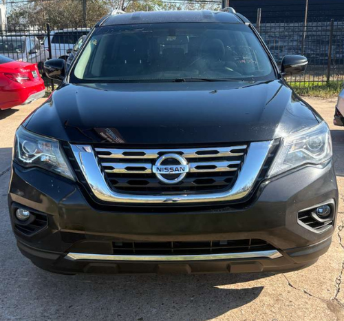 
								2020 Nissan Pathfinder full									