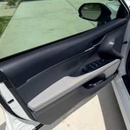 
										2018 Toyota Camry LE full									