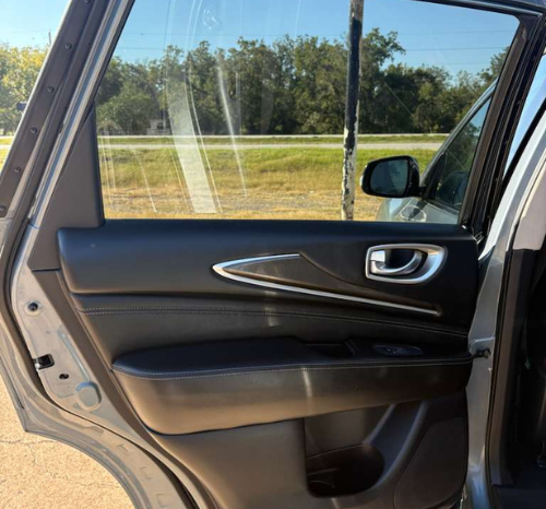 
								2017 Infiniti QX60 full									