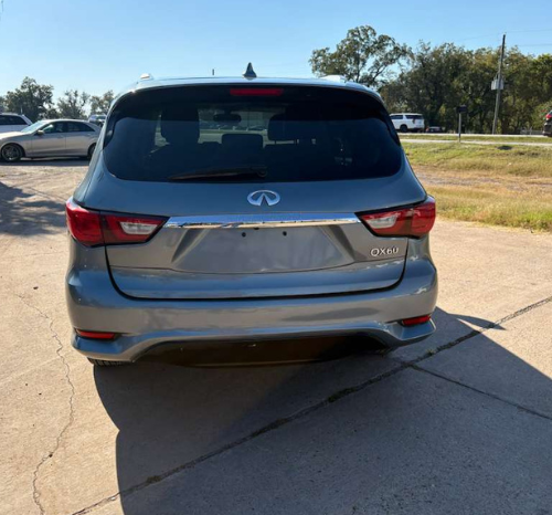 
								2017 Infiniti QX60 full									