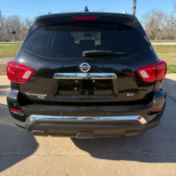 
										2020 Nissan Pathfinder full									