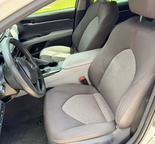 
								2018 Toyota Camry LE full									