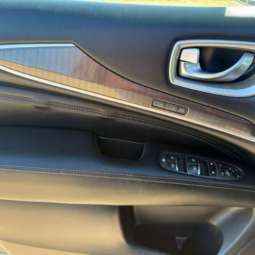 
										2017 Infiniti QX60 full									