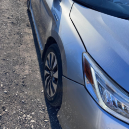 
										2017 Honda Accord Hybrid full									