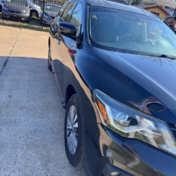 
										2020 Nissan Pathfinder full									