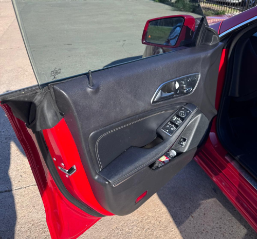 
								2018 Mercedes-Benz CLA 250 full									