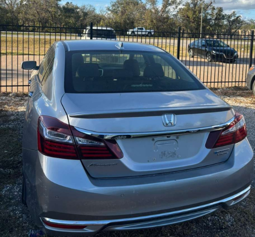 
								2017 Honda Accord Hybrid full									